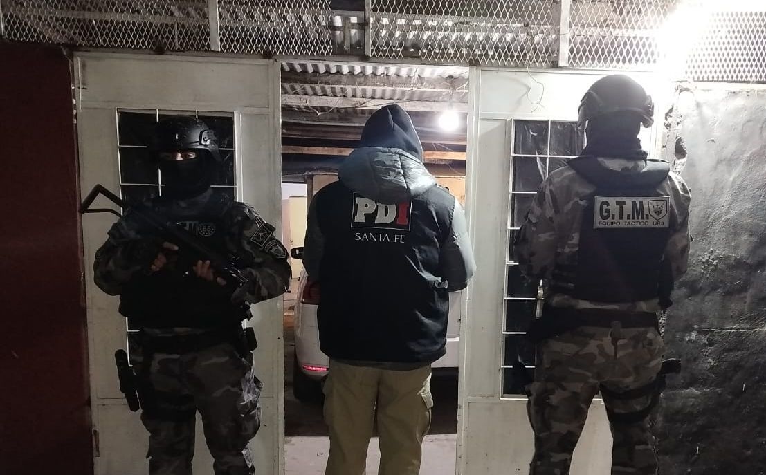 Seguridad: 18 allanamientos y 12 detenidos en Rosario y Baigorria por microtráfico, balaceras y amenazas